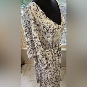 Torrid White Floral Dress size 3